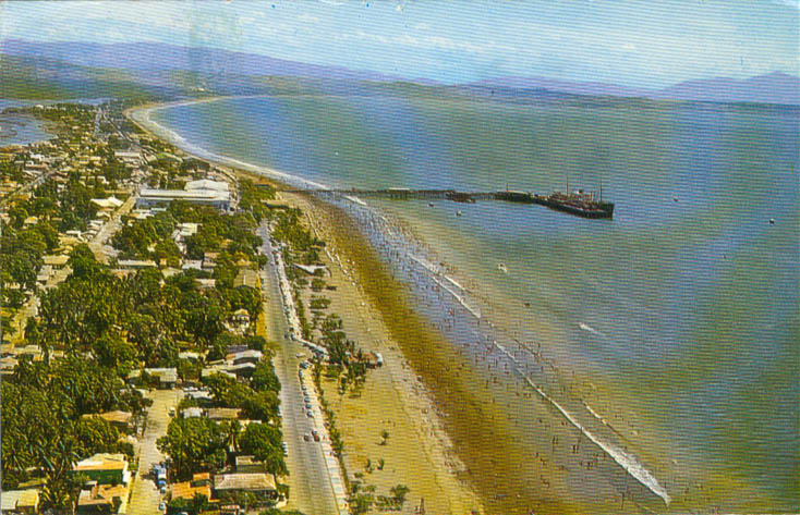 Vue arienne du port, Puntarenas - annes 1970.